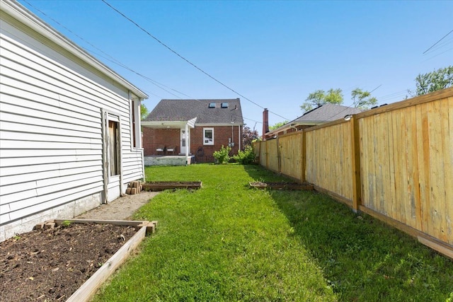 21111 Fleetwood Dr, Harper Woods, MI 48225 - view of yard