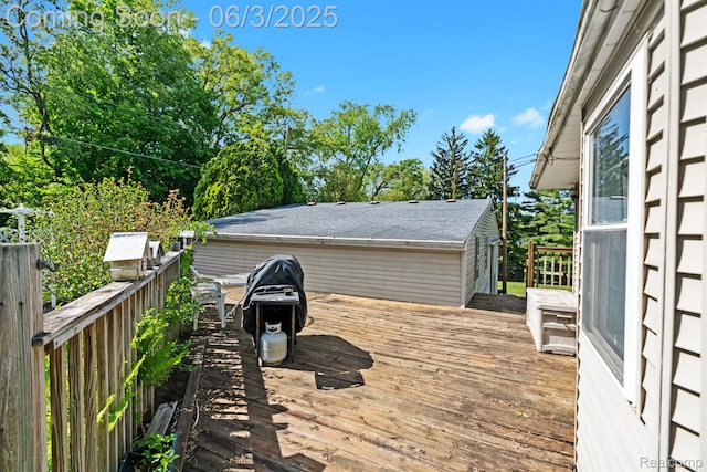 7109 Lake Shore Dr, Chelsea, MI 48118 - view of wooden deck