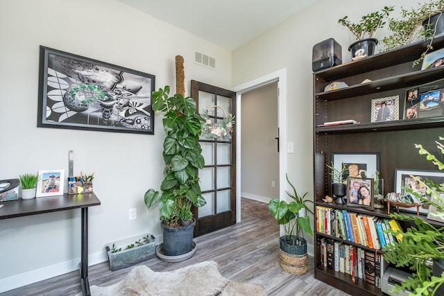 18767 Millar Rd, Clinton Township, MI 48036 - sitting room featuring wood finished floors and baseboards