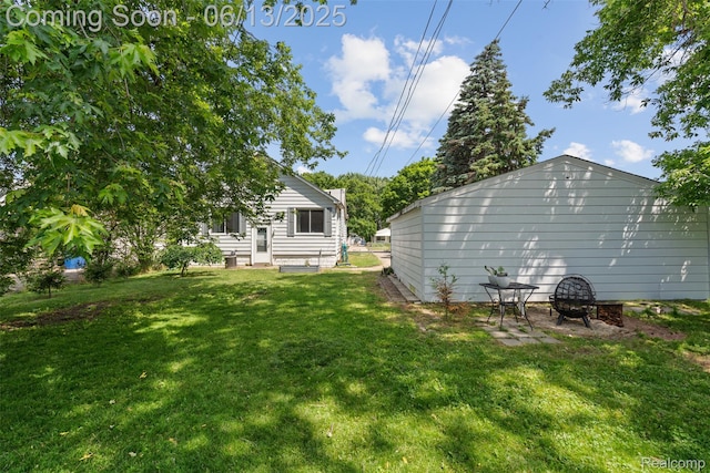 7416 Gerald Ave, Warren, MI 48092 - view of grassy yard