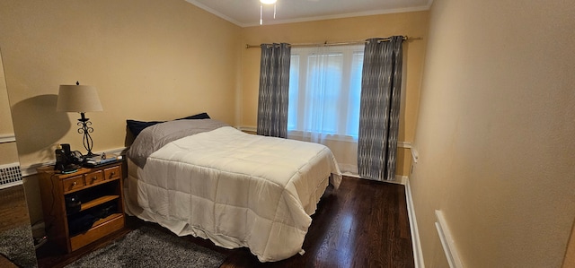 95 Mapleton Rd, Grosse Pointe Farms, MI 48236 - bedroom featuring ornamental molding, dark wood-type flooring, and baseboards