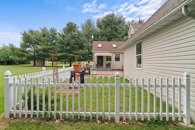 336 Jonesville Rd, Jonesville, MI 49250 - view of yard with a patio area