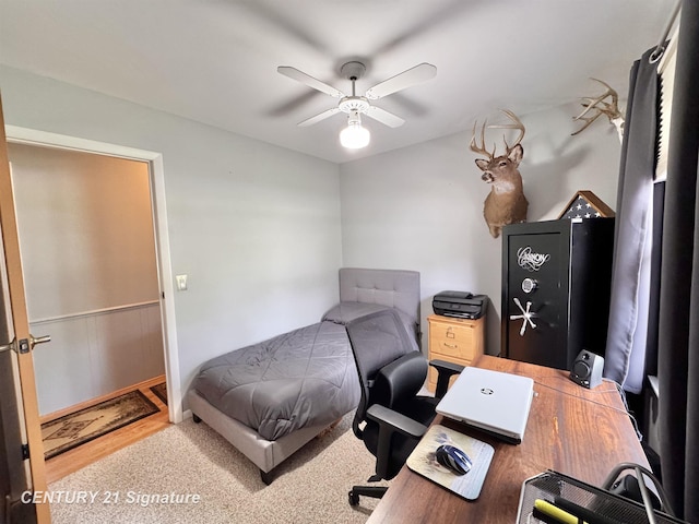 2880 Wurtzel Dr, Freeland, MI 48623 - bedroom featuring ceiling fan