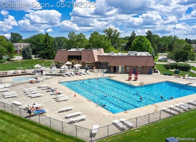 1522 Brentwood Dr, Troy, MI 48098 - community pool with a patio area