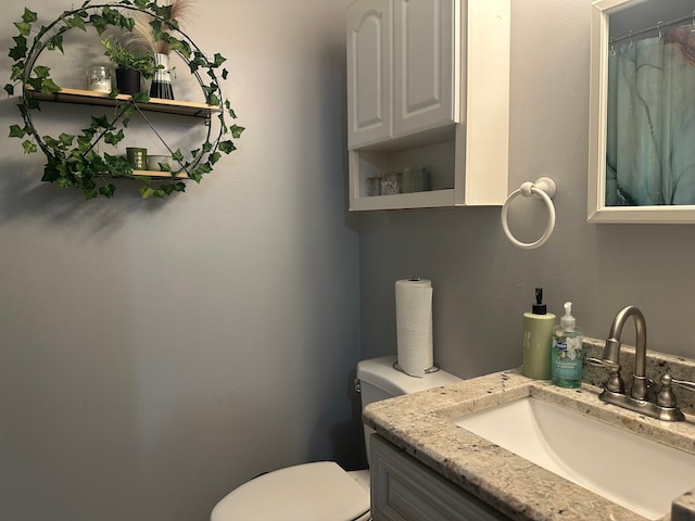 35266 Terrybrook Dr, Sterling Heights, MI 48312 - full bathroom with toilet and vanity