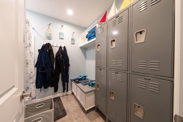 5001 Forest Vly, Clarkston, MI 48348 - view of mudroom
