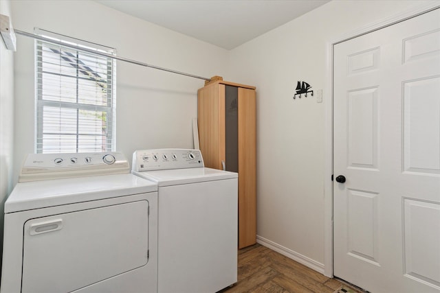 5496 Michael Dr, Ypsilanti, MI 48197 - laundry area with washing machine and dryer