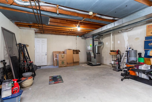 38554 Lanse Creuse St, Harrison Township, MI 48045 - unfinished below grade area with heating unit