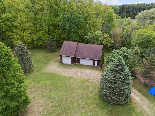 5114 N Oak Rd, Davison, MI 48423 - aerial view of property and surrounding area with a heavily wooded area