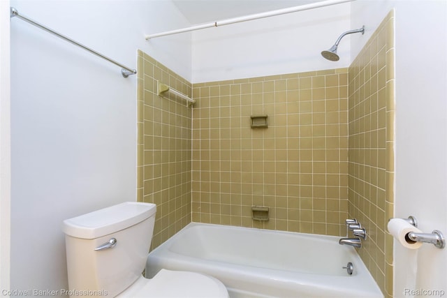 3531 Burbank Dr, Ann Arbor, MI 48105 - full bathroom with toilet and tub / shower combination