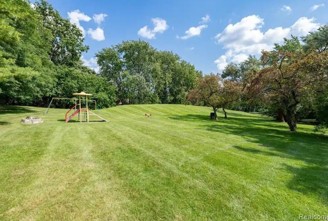 39596 Old Dominion Dr, Clinton Township, MI 48038 - view of green lawn with view of scattered trees