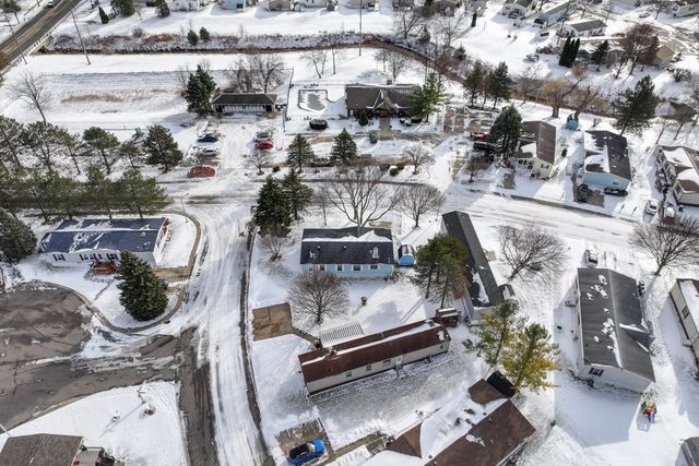 25 Hunters Rill, Lapeer, MI 48446 - snowy aerial view featuring a residential view