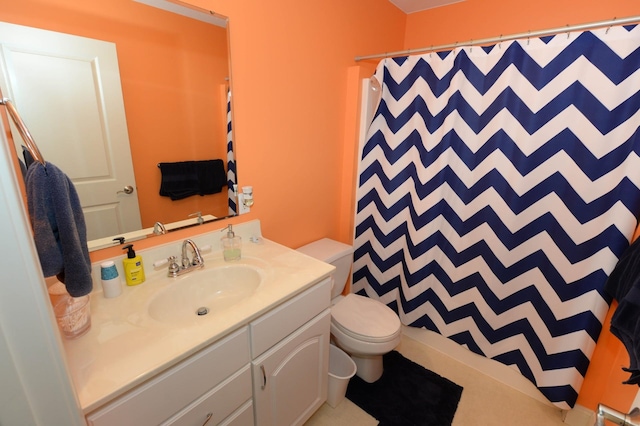 722 Bennington St, East Tawas, MI 48730 - bathroom with toilet, vanity, and a shower with curtain