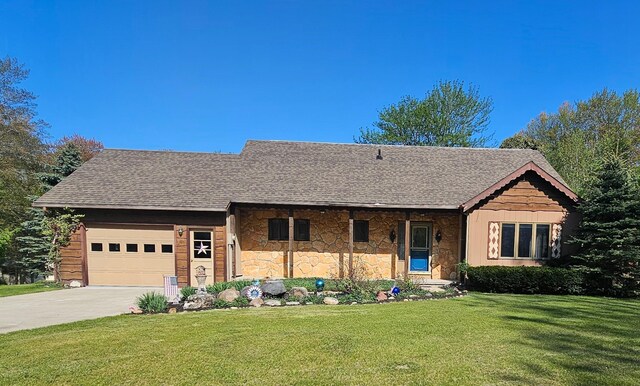 8764 Saunders Rd, Sterling, MI 48659
