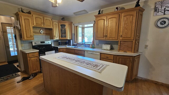 8764 Saunders Rd, Sterling, MI 48659