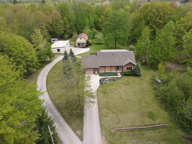 8764 Saunders Rd, Sterling, MI 48659