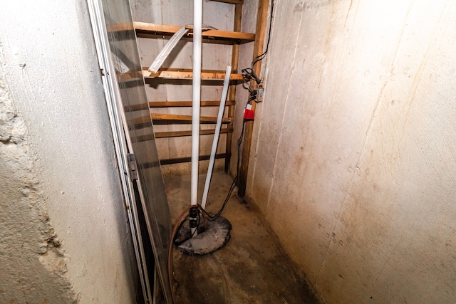 789 W Castle Rd, Fostoria, MI 48435 - basement view