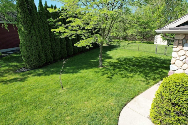 1820 Elk Ct, Owosso, MI 48867 - view of yard