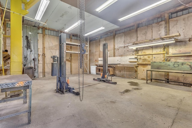 3749 Wellman Rd, Parma, MI 49269 - below grade area featuring a workshop area