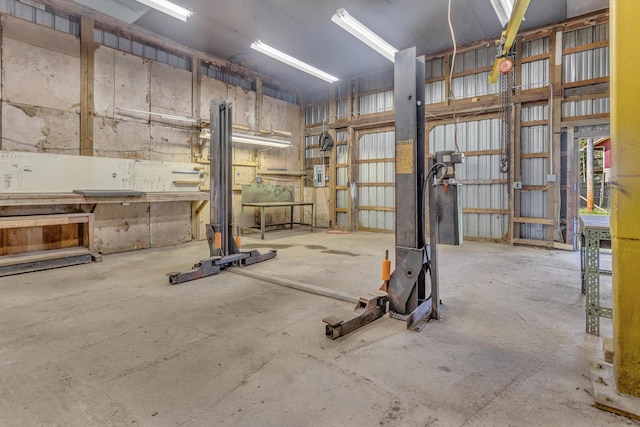3749 Wellman Rd, Parma, MI 49269 - garage featuring a workshop area