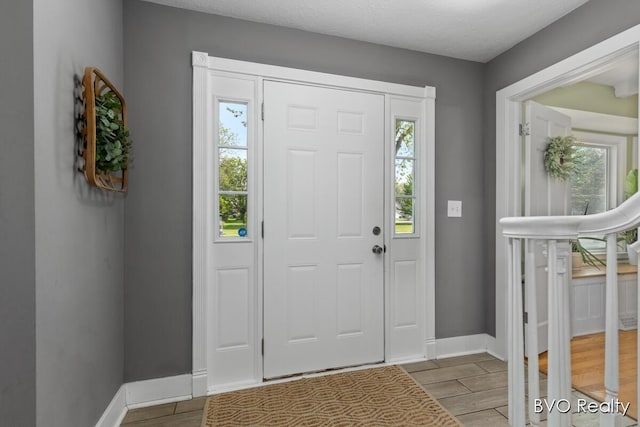 2200 Rosewood St, Jenison, MI 49428 - photo 3