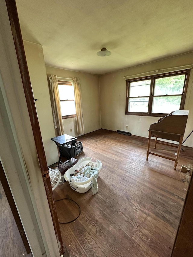 2330 Kint Ct, Jackson, MI 49202 - living area featuring wood finished floors