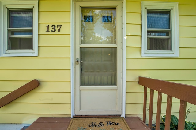 view of property entrance