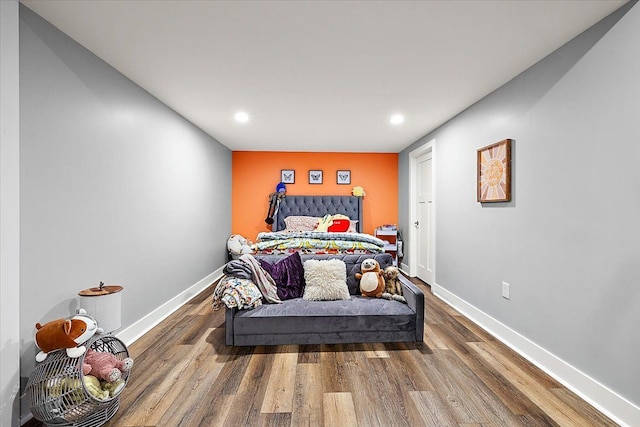 3582 Pratt Dr, Lapeer, MI 48446 - bedroom featuring wood finished floors, recessed lighting, and baseboards