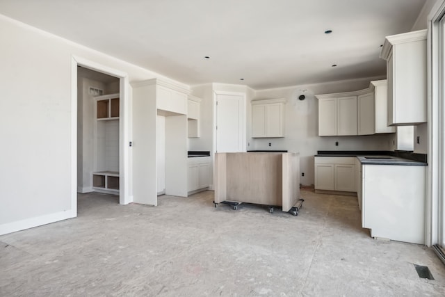 45070 Twin River Dr, Macomb, MI 48044 - view of kitchen