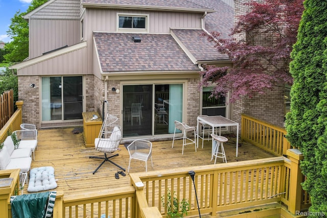 6655 Mountain Dr, Troy, MI 48098 - view of deck