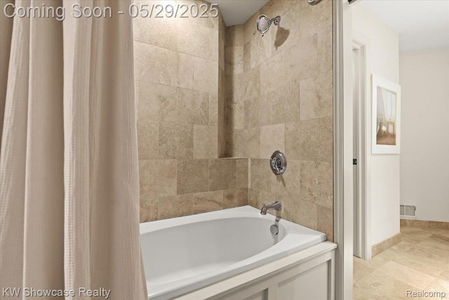 4563 Haverhill, Commerce Twp, MI 48382 - full bathroom featuring shower / bath combination with curtain