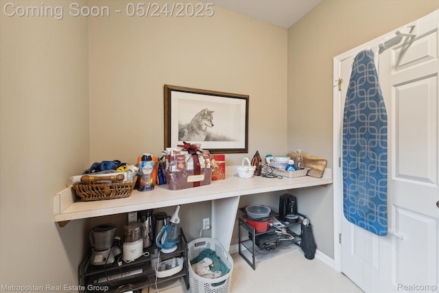 921 Gleneagles, Highland, MI 48357 - detailed view of baseboards and tile patterned floors