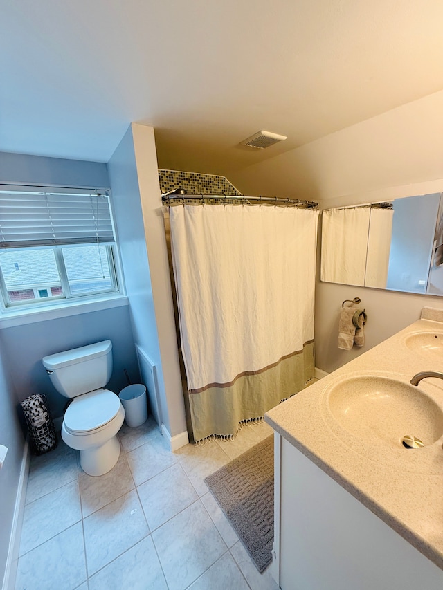 992 Key W Dr, Clawson, MI 48017 - full bathroom with toilet, curtained shower, tile patterned flooring, baseboards, and double vanity
