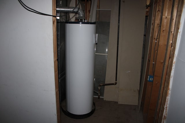 1093 Ford Blvd, Lincoln Park, MI 48146 - utilities with gas water heater