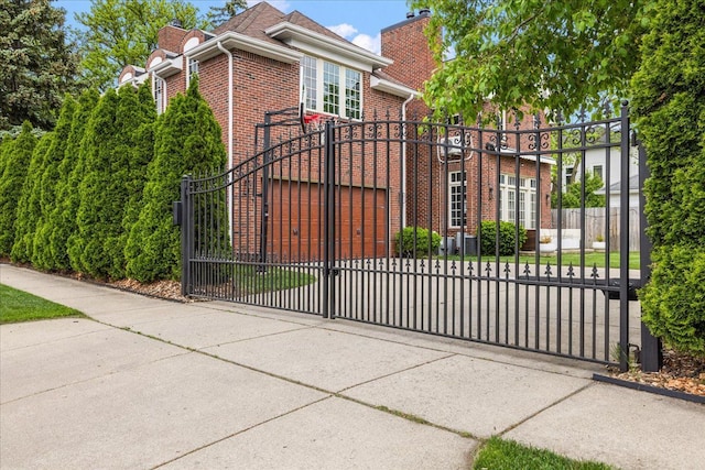 820 Hazel St, Birmingham, MI 48009 - view of gate