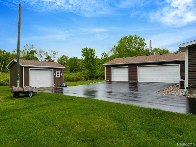4200 Chapman Rd, Stockbridge, MI 49285 - detached garage with central AC