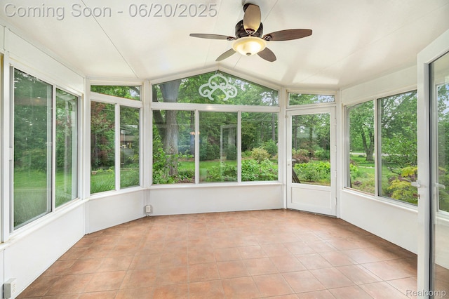 8276 Appleway Dr, Grand Blanc, MI 48439 - unfurnished sunroom featuring vaulted ceiling and a ceiling fan