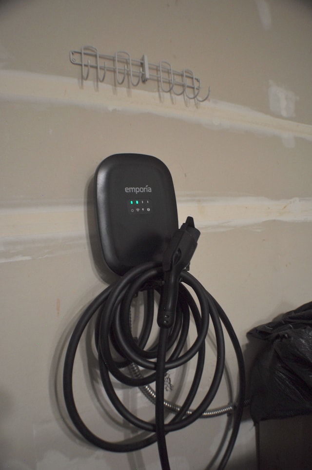 4439 Hunters Cir W, Canton, MI 48188 - garage view of car charger