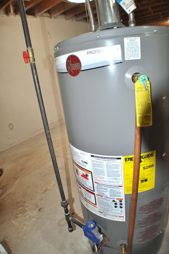 4439 Hunters Cir W, Canton, MI 48188 - utilities featuring water heater