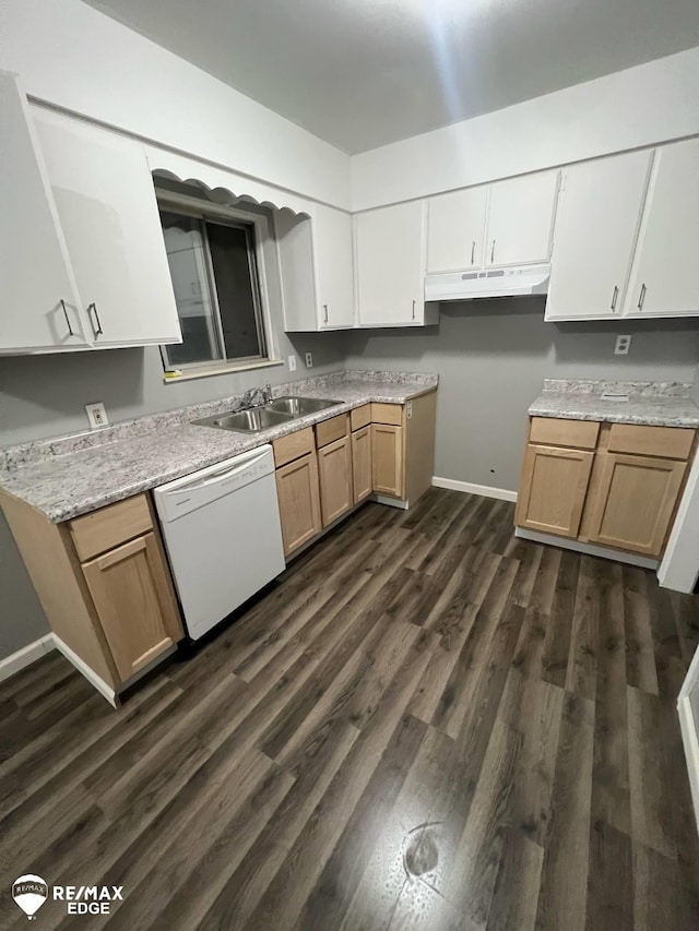 2906 Nathan Ave, Flint, MI 48506 - kitchen with under cabinet range hood, a sink, dishwasher, baseboards, and dark wood-style floors