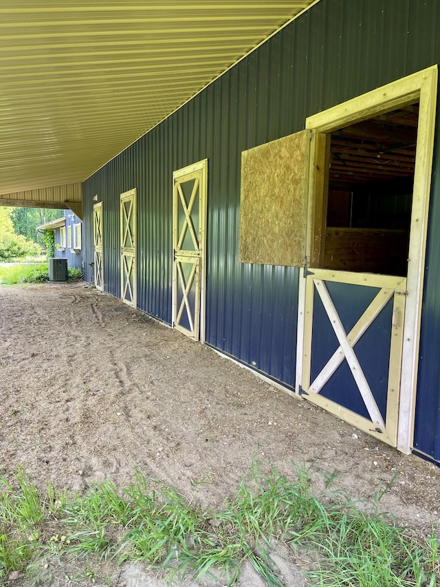 789 7th St, Plainwell, MI 49080 - view of horse barn