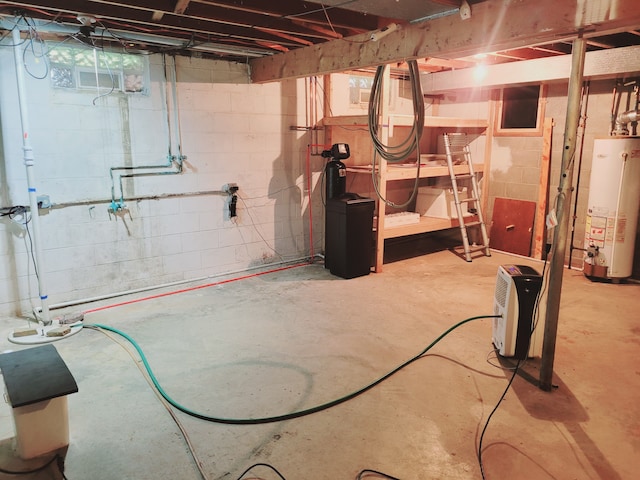 1082 Morris Rd, Lapeer, MI 48446 - unfinished below grade area featuring water heater