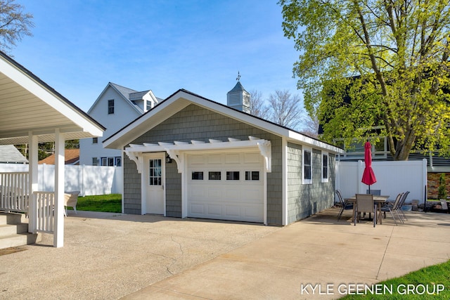 2245 Auburn Ave, Holland, MI 49424 - detached garage with fence and driveway