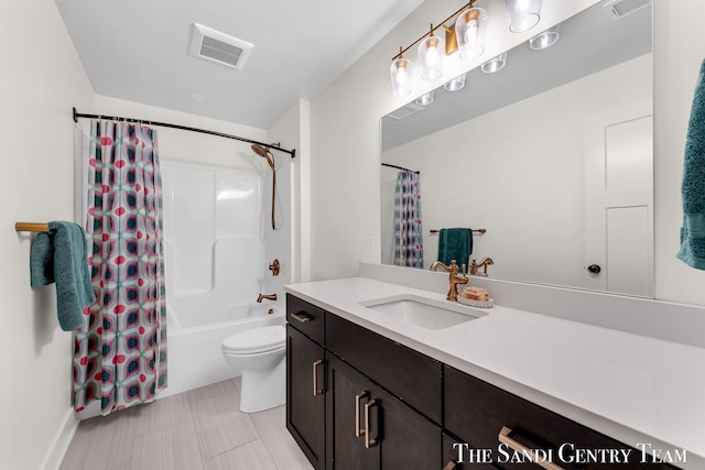 full bath featuring toilet, vanity, and shower / bathtub combination with curtain