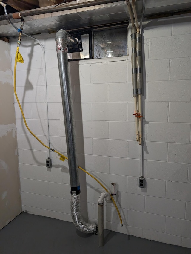 602 Fourth St, Ludington, MI 49431 - view of unfinished basement