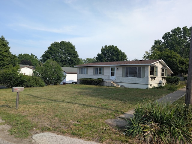 602 Fourth St, Ludington, MI 49431 - photo 1