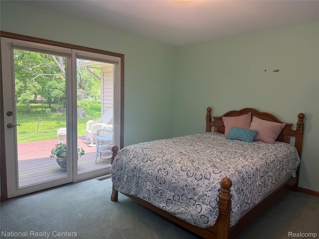 3052 Rivers Edge Dr, Wayne, MI 48184 - carpeted bedroom featuring access to exterior and baseboards