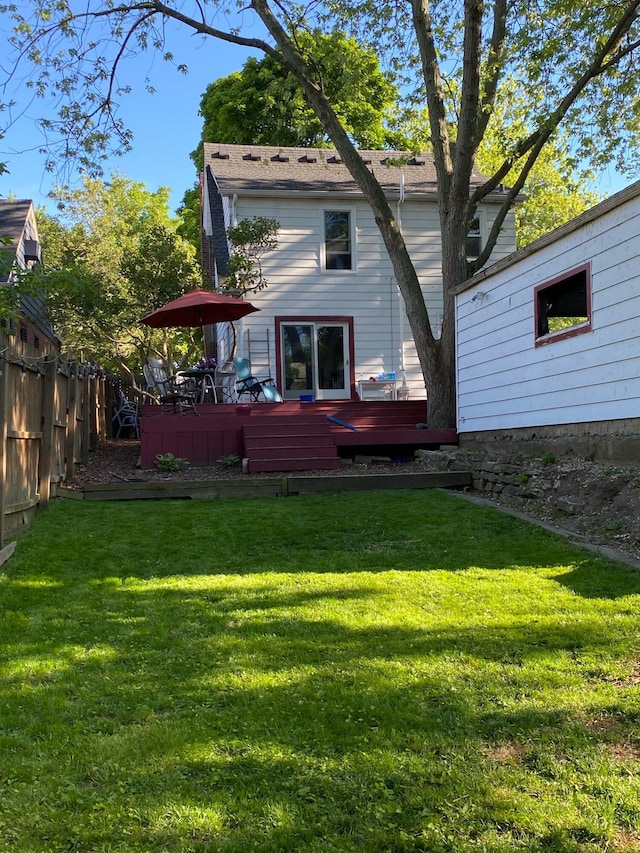 404 Pauline Blvd, Ann Arbor, MI 48103 - back of property with a deck