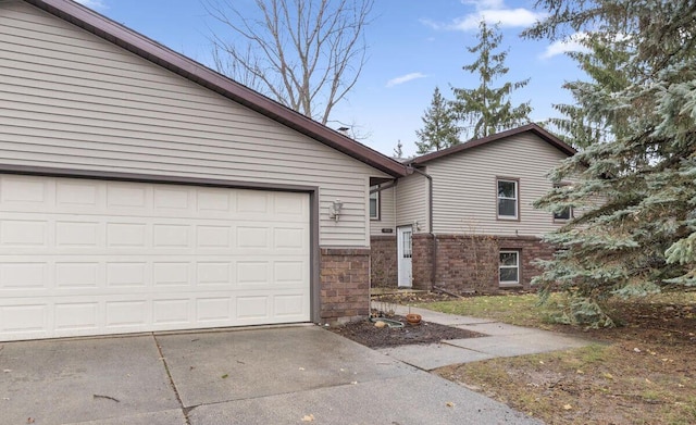 4690 Stauffer Ave SE, Kentwood, MI 49508 - photo 1