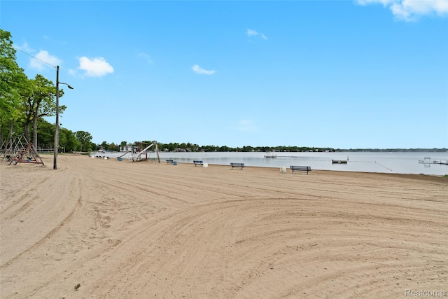 3819 Hazelett Dr, Waterford, MI 48328 - view of yard with a water view